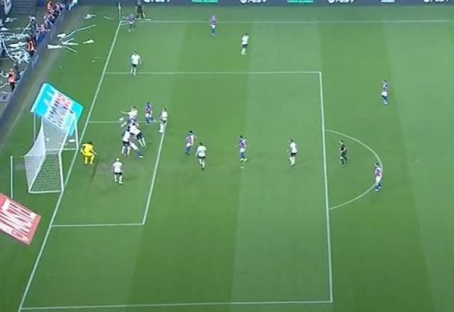 Leão na frente! Zé Welison aproveita cruzamento e faz 1 a 0 Fortaleza