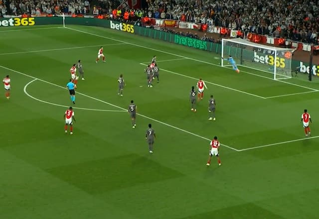 Milagre! Courtois faz duas defesaças e salva Real Madrid contra Arsenal
