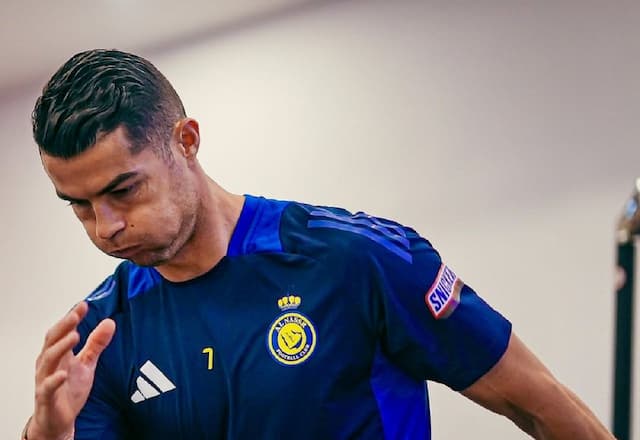Cristiano Ronaldo receberá R$ 1,1 bilhão anual e terá 5% do Al-Nassr em “contrato do século”, diz jornal