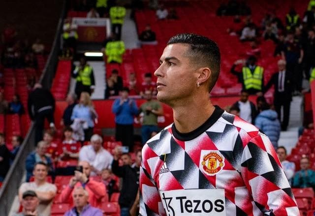 Jornal: Cristiano Ronaldo negocia retorno ao Sporting para disputar a Champions
