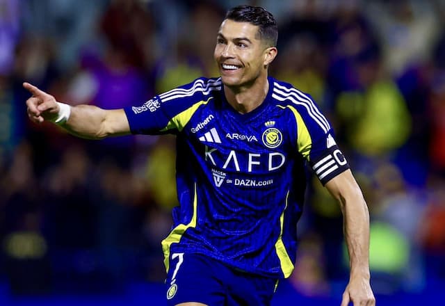 CR7 em busca do milésimo gol e mais: saiba onde assistir aos jogos desta segunda-feira