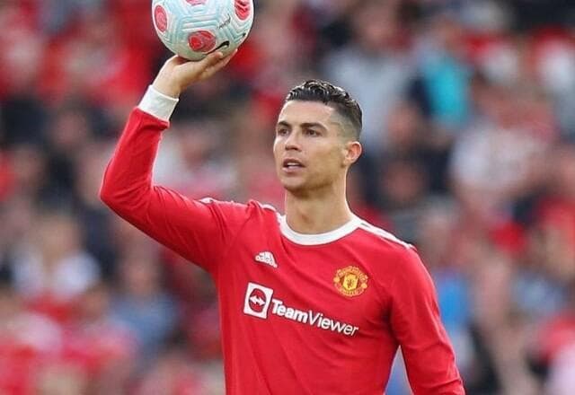 Avaliado em R$ 10 milhões, carro de Cristiano Ronaldo é batido na Espanha