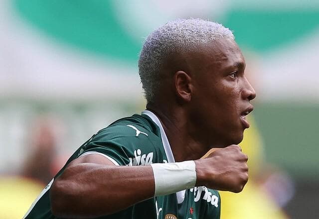 Palmeiras: Danilo pede desculpa por falas de teor homofóbico