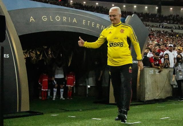Dorival vibra com final da Libertadores: "Faltava um momento como esse"