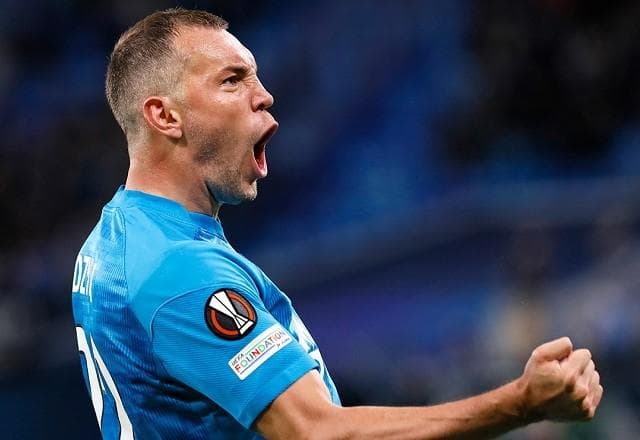 Capitão da seleção russa recusa convocação por situação na Ucrânia, diz técnico