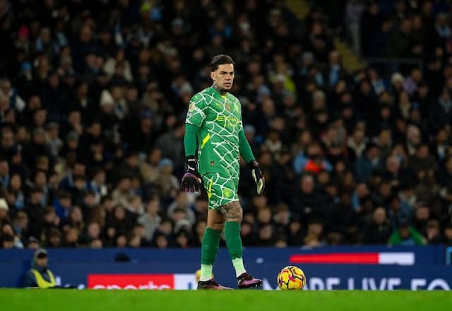 Ederson revela superstição inusitada: “Jogo há oito anos com a mesma cueca” 
