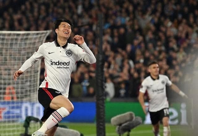 Eintracht bate West Ham e fica a um empate da final da Europa League