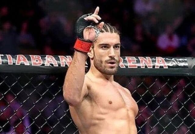 Ex-UFC, lutador Elias Theodorou morre de câncer aos 34 anos