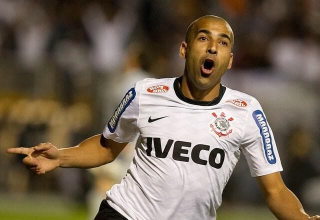 Torcedor corintiano relembra loucura para assistir final da Libertadores de 2012
