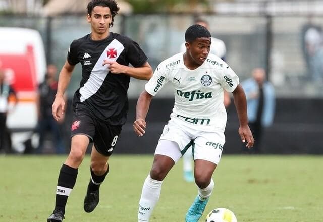 Campeão da Copa do Brasil sub-17, Endrick é elogiado por jornal espanhol