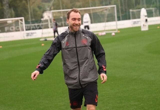 Eriksen comemora retorno à seleção dinamarquesa: "Feliz por estar aqui"