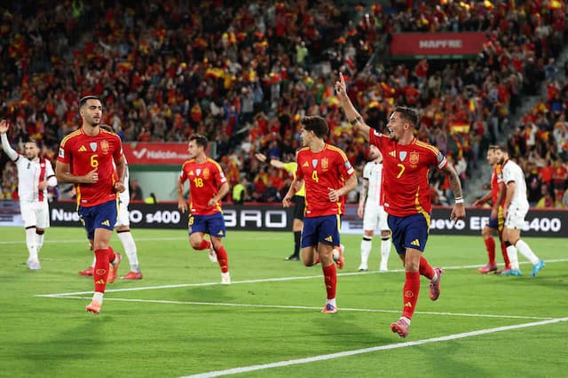 Espanha domina, vence a Geórgia e segue 100% nas Eliminatórias