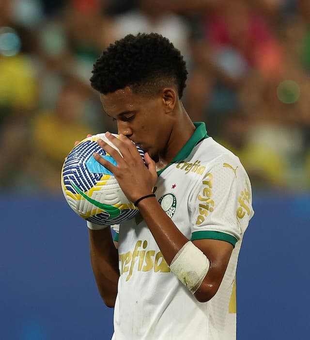 Estêvão, do Palmeiras, tem acordo verbal com Chelsea, diz jornalista