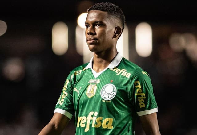 Estêvão explica escolha pelo Chelsea e revela sonho para realizar durante carreira