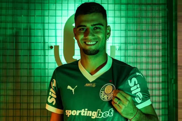 Andreas Pereira treina na Academia e exalta Palmeiras: "Orgulho de estar aqui"