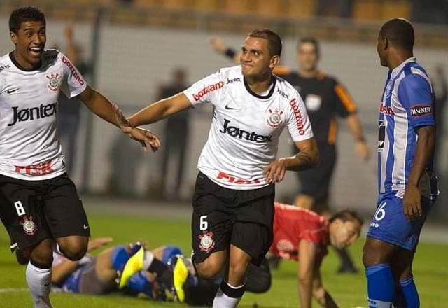 Corinthians não passa pelas oitavas da Libertadores há 10 anos