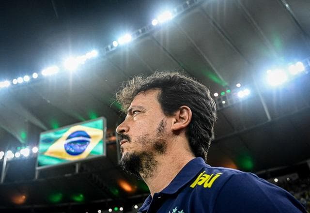 Diniz vê derrota "injusta" do Brasil contra Argentina e critica gritos de olé