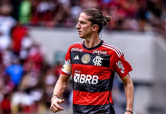 Flamengo anuncia Filipe Luís como novo treinador do Sub-17