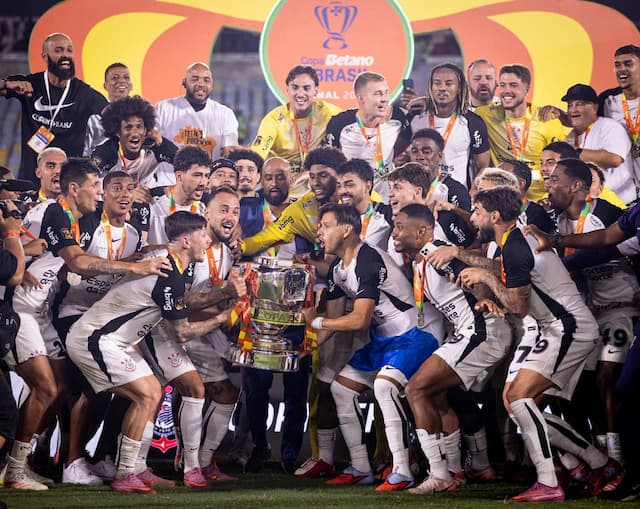 Saiba quanto o Corinthians faturou em premiação da Copa do Brasil