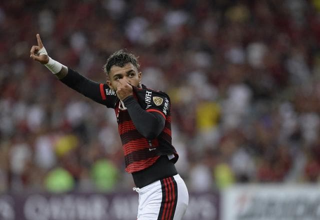Flamengo vence o Talleres no Maracanã e fica tranquilo na Libertadores