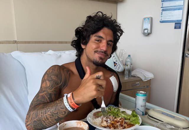 Gabriel Medina passa por cirurgia e está fora da temporada 2025 da WSL