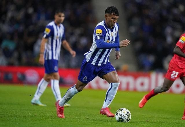 Cruzeiro anuncia contratação de atacante Gabriel Veron, ex-Palmeiras