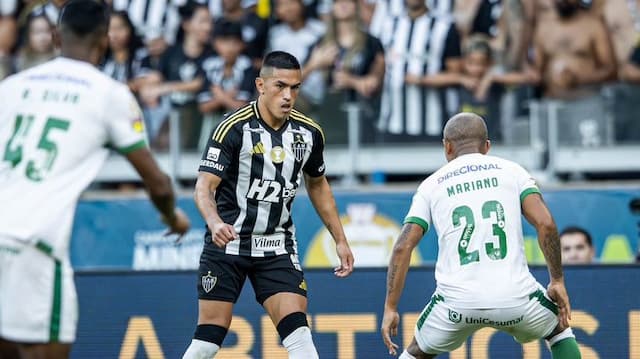 América-MG x Atlético-MG: prováveis escalações, onde assistir ao vivo e desfalques