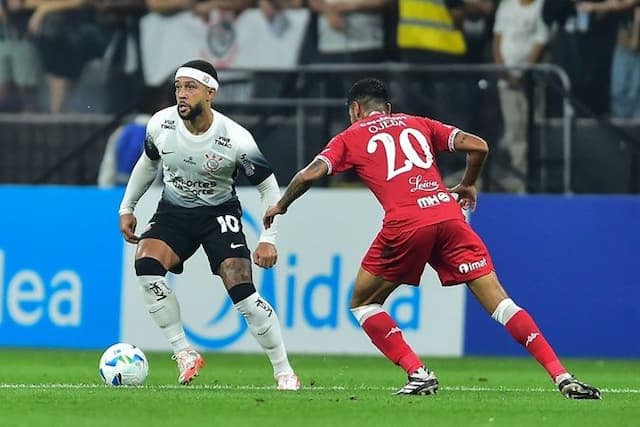 Corinthians perde para o Huracán na estreia da Sul-Americana