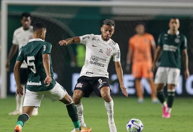 Corinthians x Goiás: onde assistir, escalações e desfalques