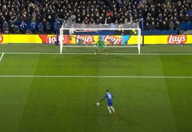Havertz cobra pênalti e amplia para Chelsea contra o Borussia Dortmund