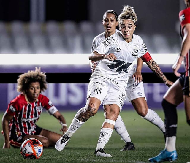 Santos reage no fim e empata com São Paulo no Paulista Feminino