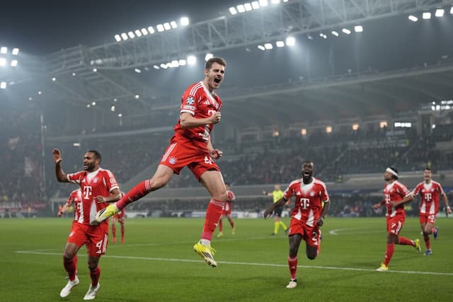 Bayern massacra a Atalanta e encaminha vaga nas quartas da Champions