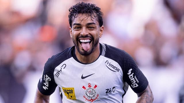 Corinthians supera expulsão, vence Vasco e deixa Z4 do Brasileirão