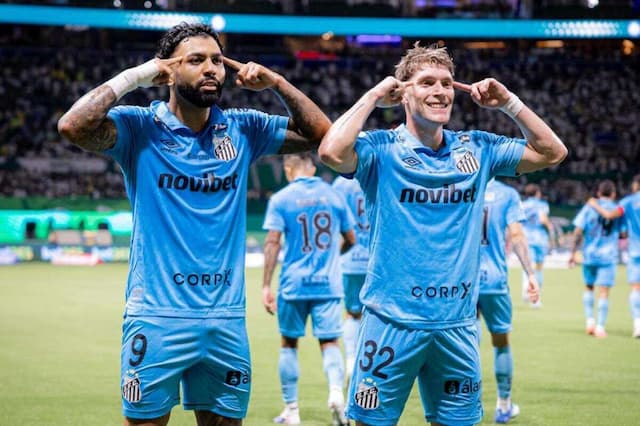 Rollheiser, em fase artilheira, lamenta o empate do Santos com o Palmeiras