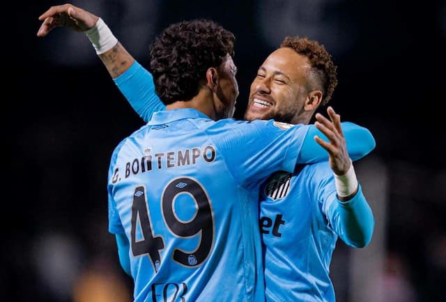 Santos vence Coritiba e vai às oitavas da Copa do Brasil
