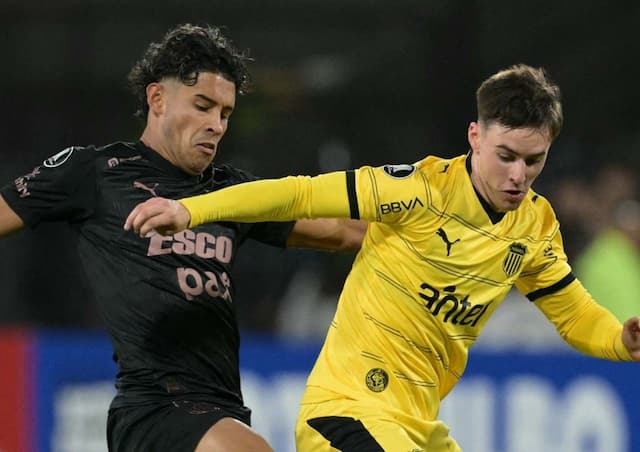 Platense e Peñarol empatam em duelo tenso na Argentina e classificam o Corinthians