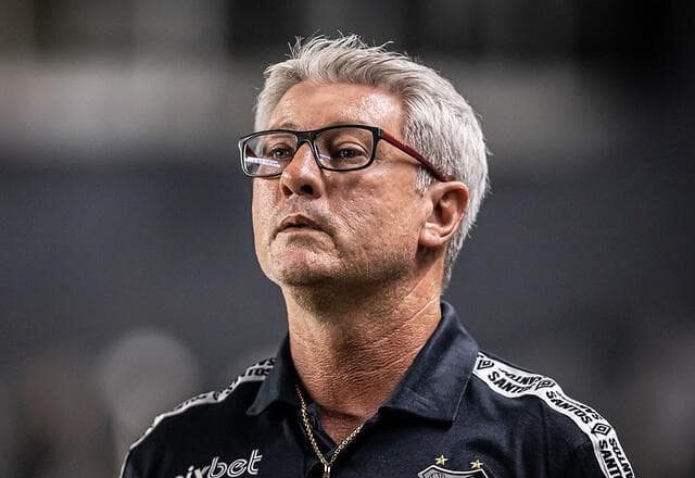 Odair aponta evolução e analisa empate com o Palmeiras: "A estratégia deu certo"