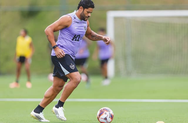 Sem Hulk, Fluminense mantém sina em busca de referência para o ataque