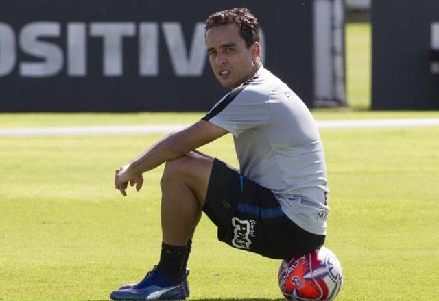 Arena SBT terá a presença de Jadson, ex-Corinthians e São Paulo