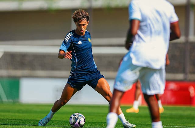 Com CR7 e João Félix, Al-Nassr perde amistoso para 15º colocado do Campeonato Português