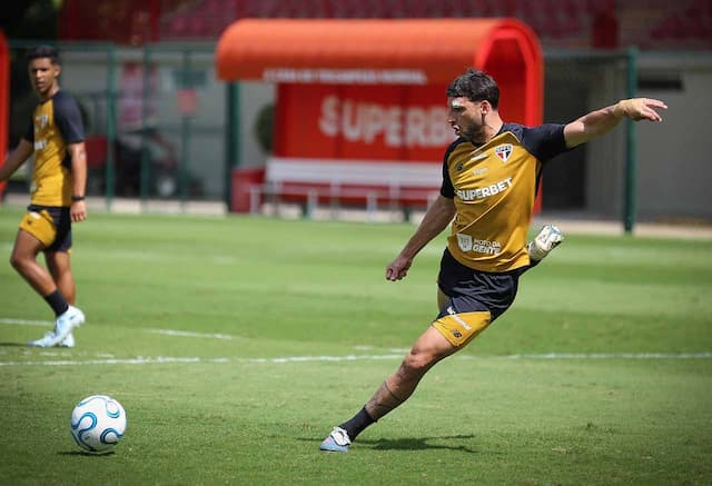 Calleri e Luciano ficam à disposição e reforçam o São Paulo diante do O'Higgins