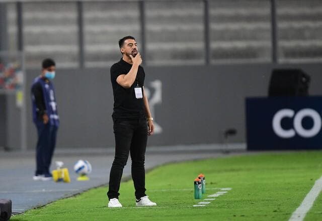 Adversário do Fluminense, Olimpia é comandado por técnico promissor