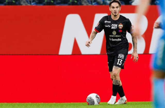 Khellven fica fora de jogo do CSKA enquanto negocia com o Palmeiras