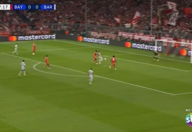 Inacreditável! Lewandowski perde ótima chance para o Barcelona contra o Bayern