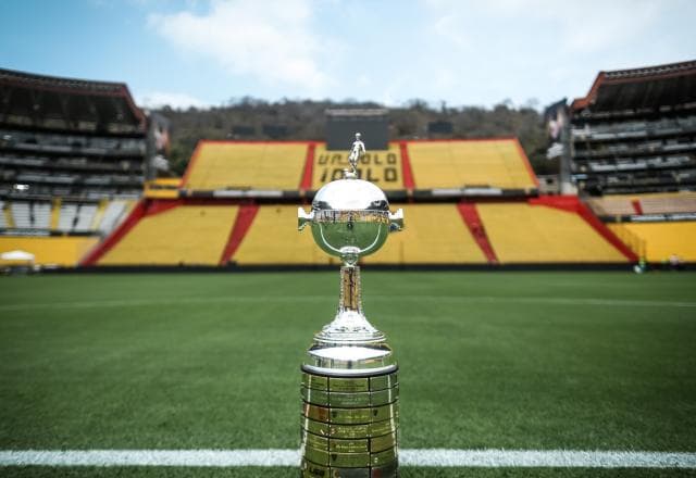 Tempo real: acompanhe o pré-jogo de Flamengo x Athletico-PR pela final