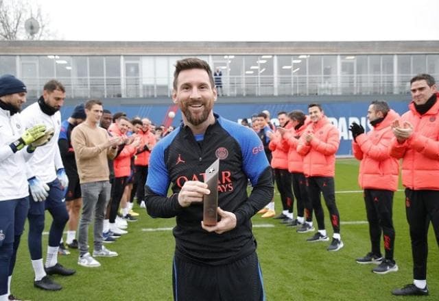 Muita grana! Messi recebe proposta bilionária do Al-Hilal, da Arábia Saudita