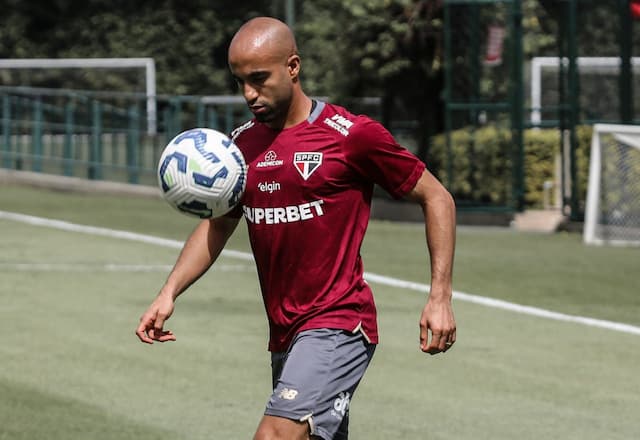  Lucas inicia transição física e está perto de retornar ao São Paulo