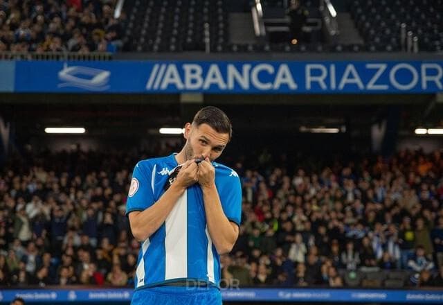 Você faria? Jogador espanhol paga R$ 3 milhões para fechar com time do coração