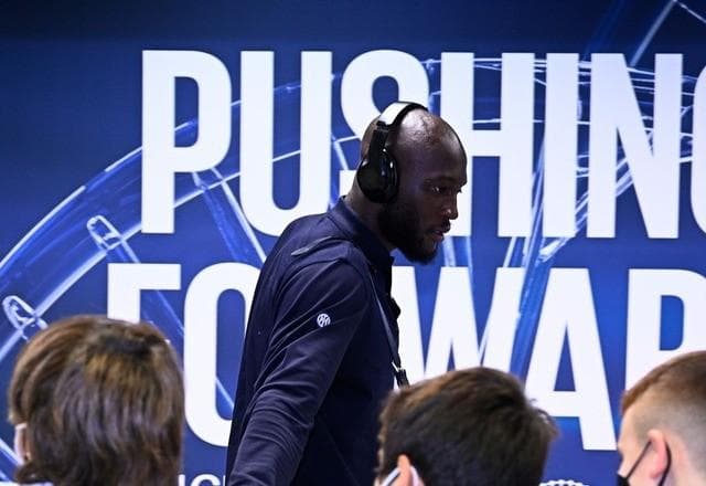 Champions League: Lukaku volta a ser baixa na Inter de Milão