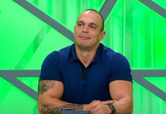 "A molecada do São Paulo se borrou contra o Palmeiras", diz Mano